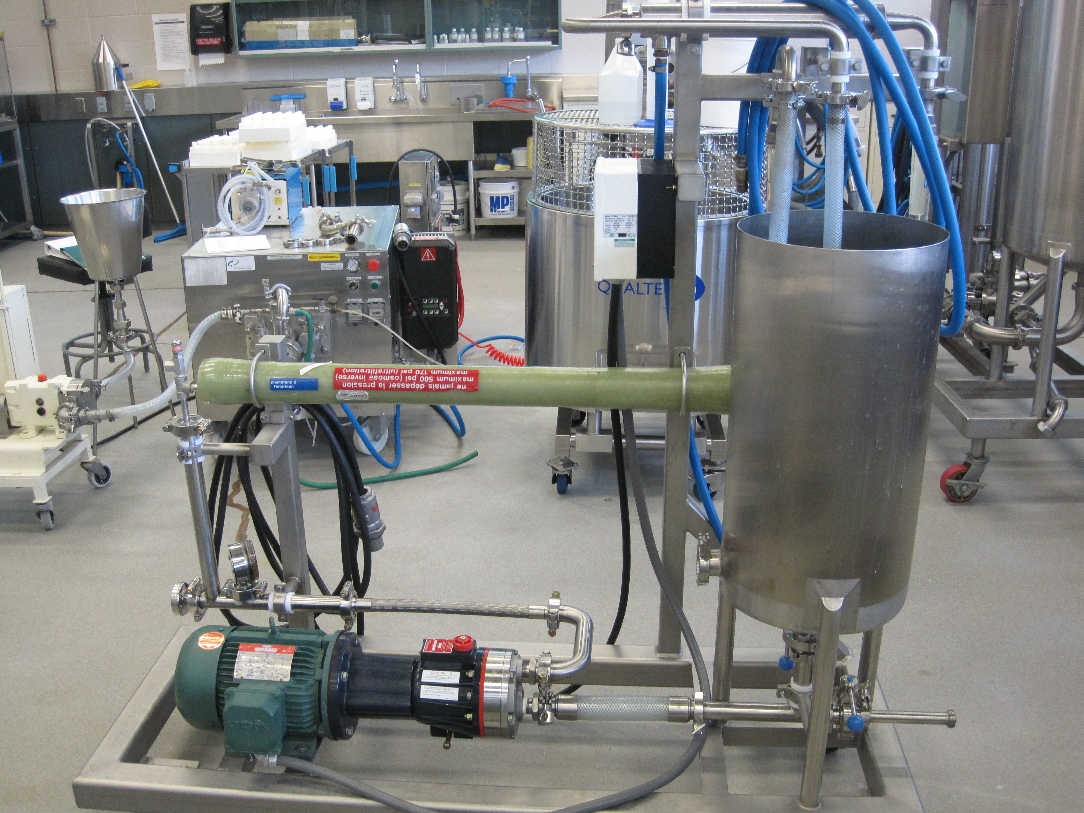 Picture of the equipment :  PILOT-SCALE FILTRATION UNIT
