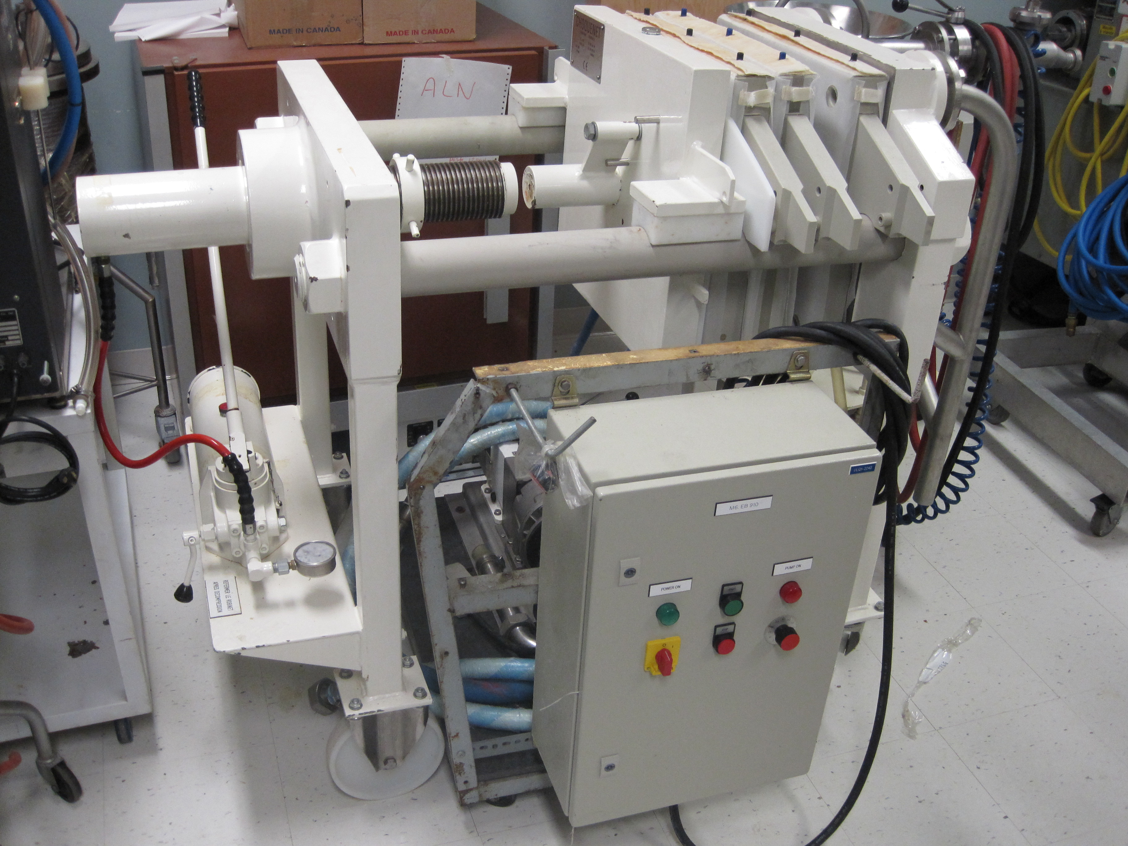 Picture of the equipment :  FILTER PRESS