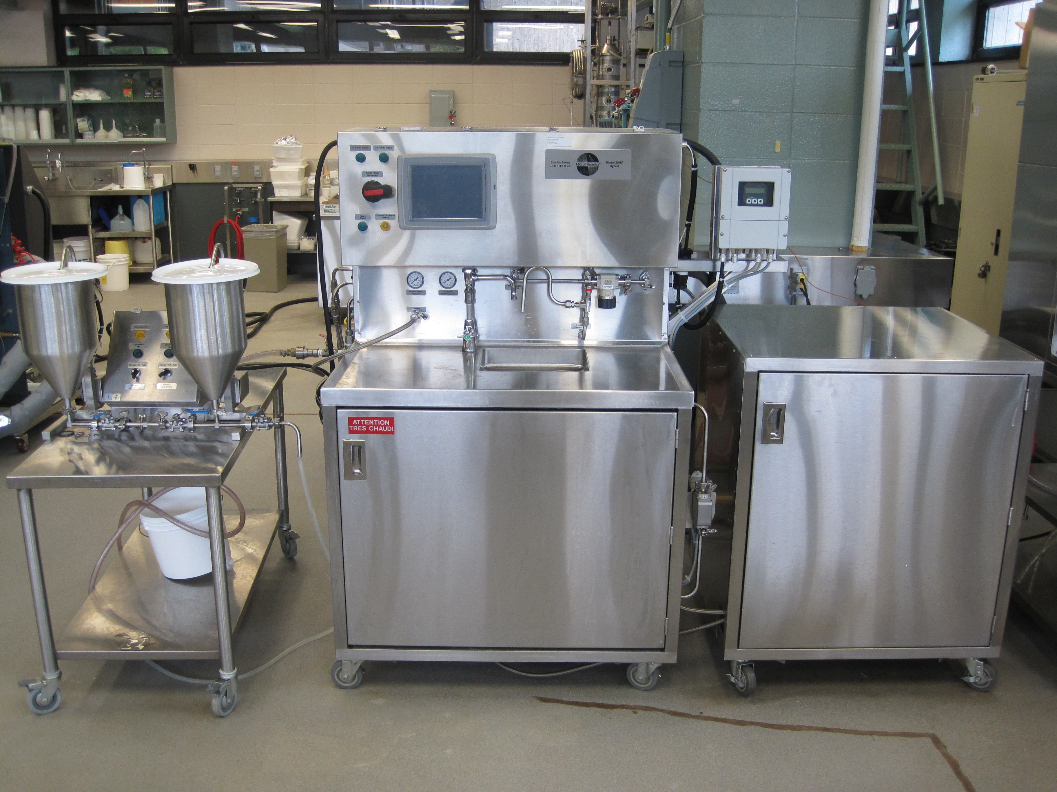 Picture of the equipment :  Pasteurizer HTST-UHT "MICROTHERMICS"