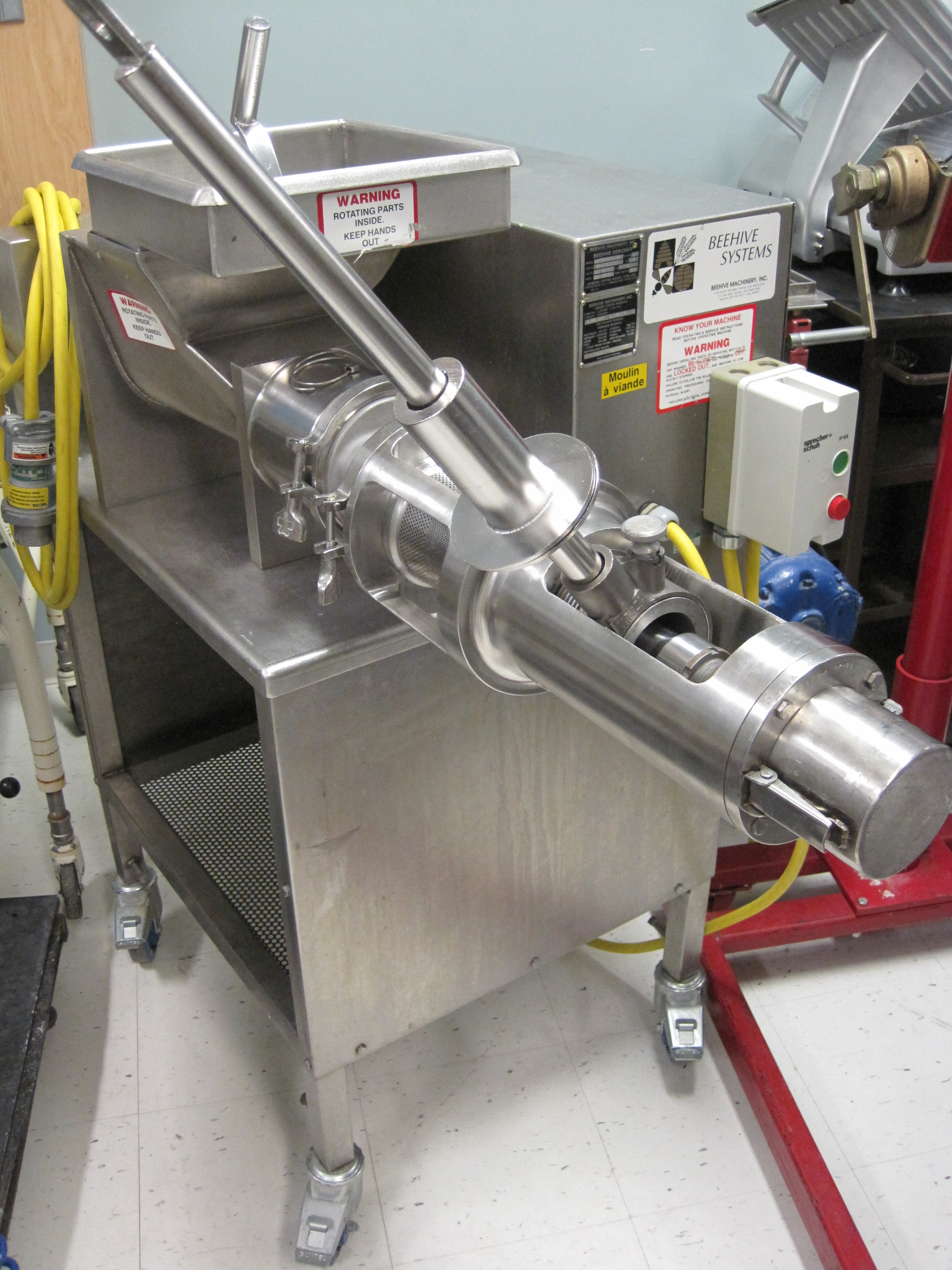 Picture of the equipment :  Mechanical Boning