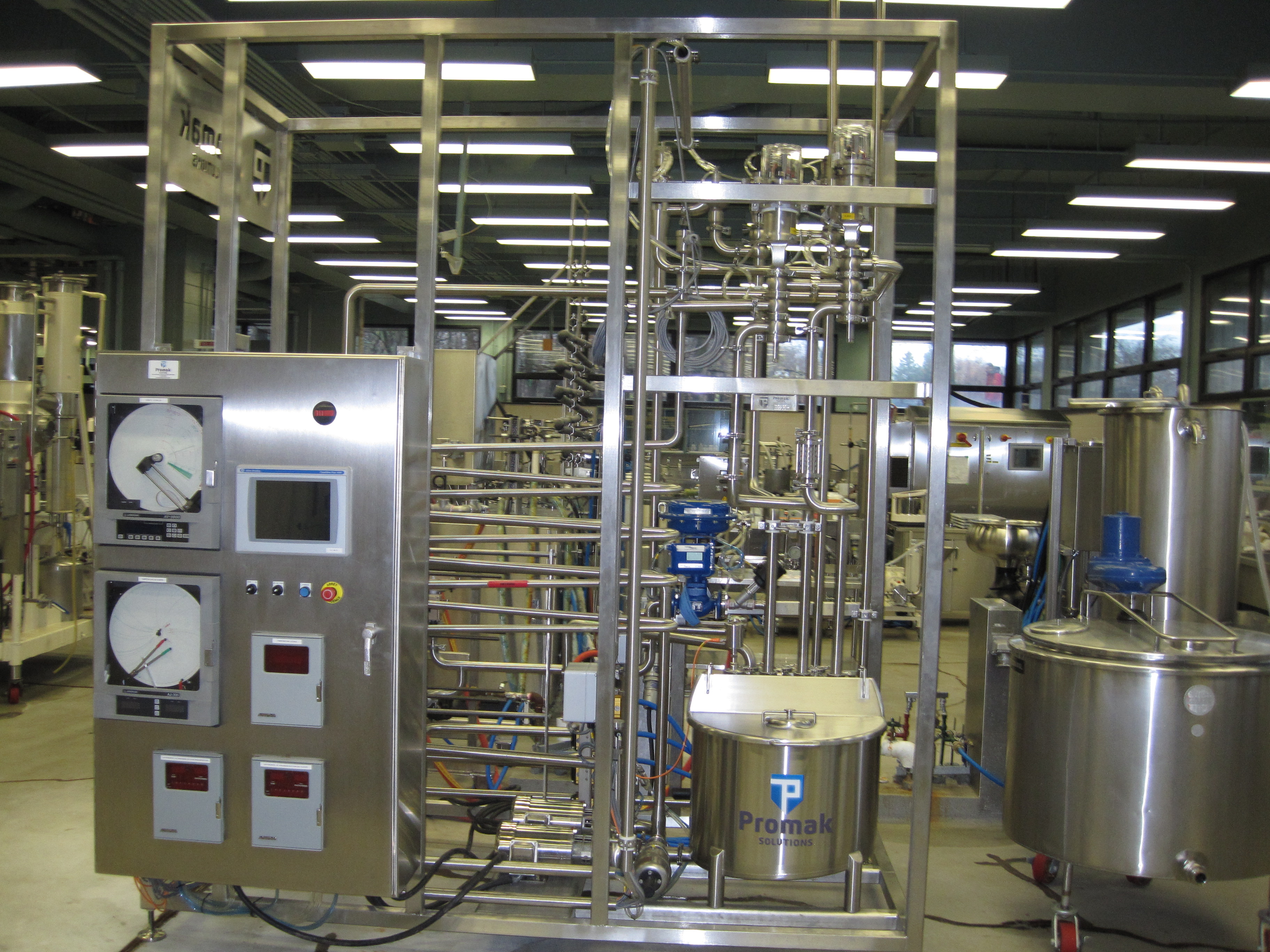Picture of the equipment :  Legal HTST pasteurizer Promak solutions